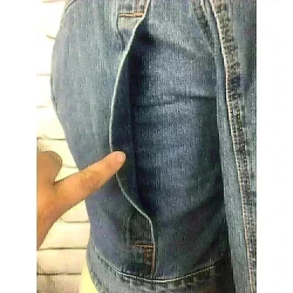 Free People Denim Jean Jacket Size XS Medium Wash Button Up Long Sleeve Collared - Picture 7 of 11